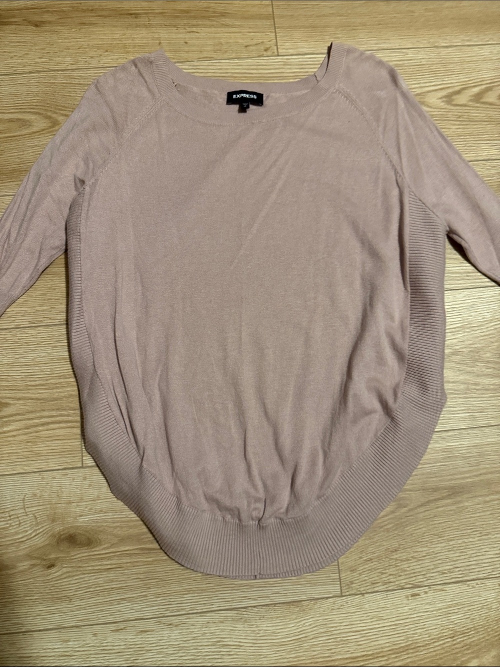 Express Women's Blush Pink Scoop Neck Lightweight Sweater